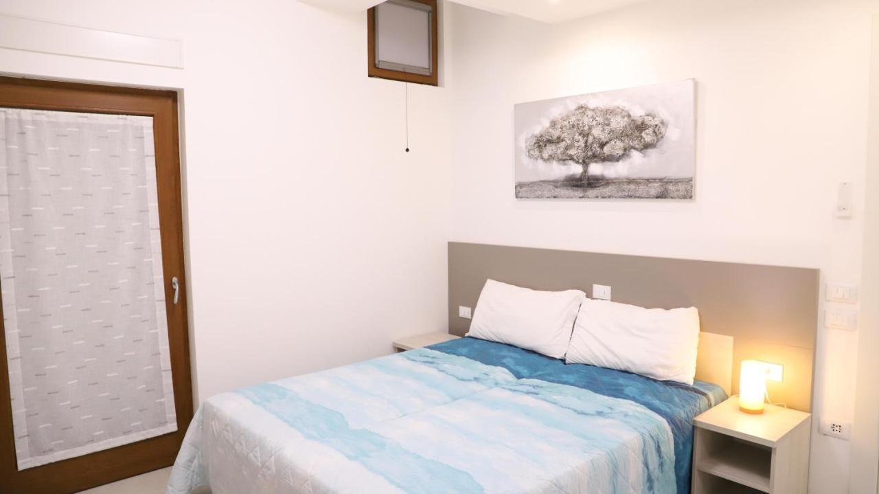Condominio Diana Est- Gemini บิบิโอเน ภายนอก รูปภาพ